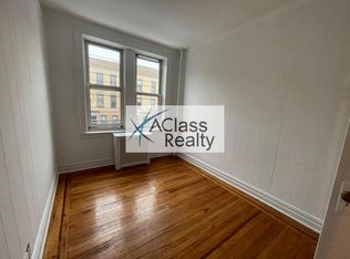 30-79 44th St #2C, Astoria, NY 11103