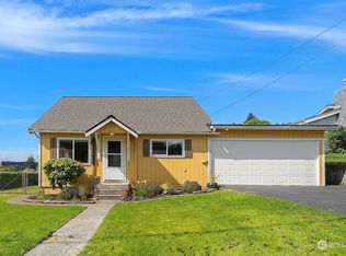 1202 N 29th St, Renton, WA 98056