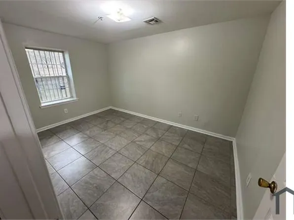 82 Hawthorne Ave #1, Newark, NJ 07112