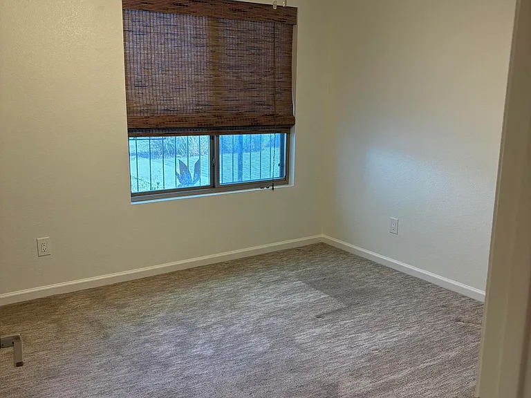 4805 W Bayberry St — Photo 9