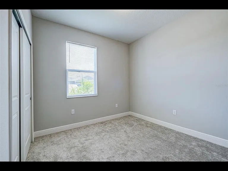 5728 143rd Ct E — Photo 7