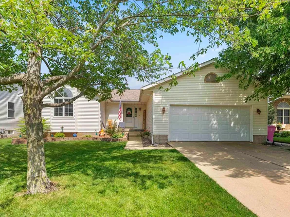 808 Cypress Dr, Colona, IL 61241