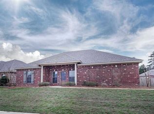 725 Hartwood Cv, Brandon, MS 39042