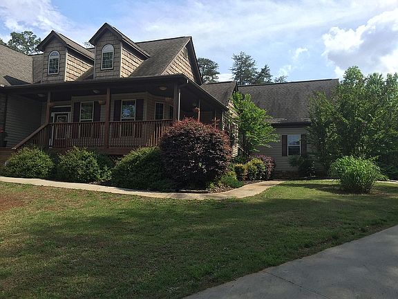 3rd image of 642 Elderberry Ct