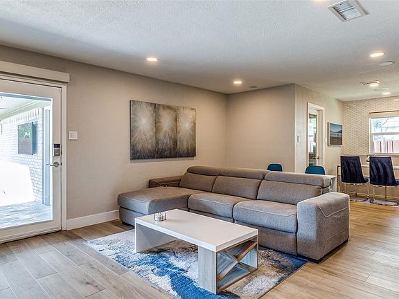 4th image of 11346 Drummond Dr