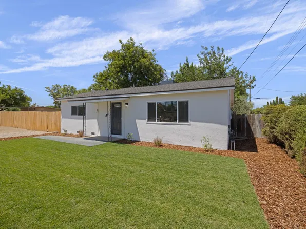 1001 12th Street, Orange Cove, CA 93646