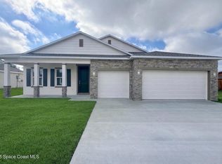 736 Brickell St SE, Palm Bay, FL 32909