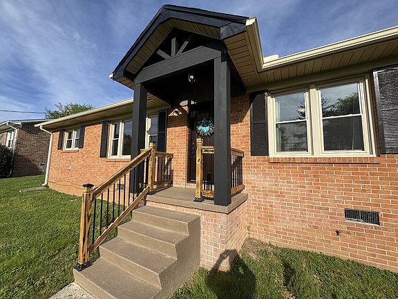 2nd image of 129 Terry Ave
