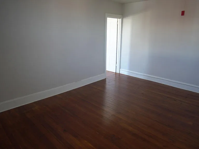 1900 S 18th St #3 — Photo 11