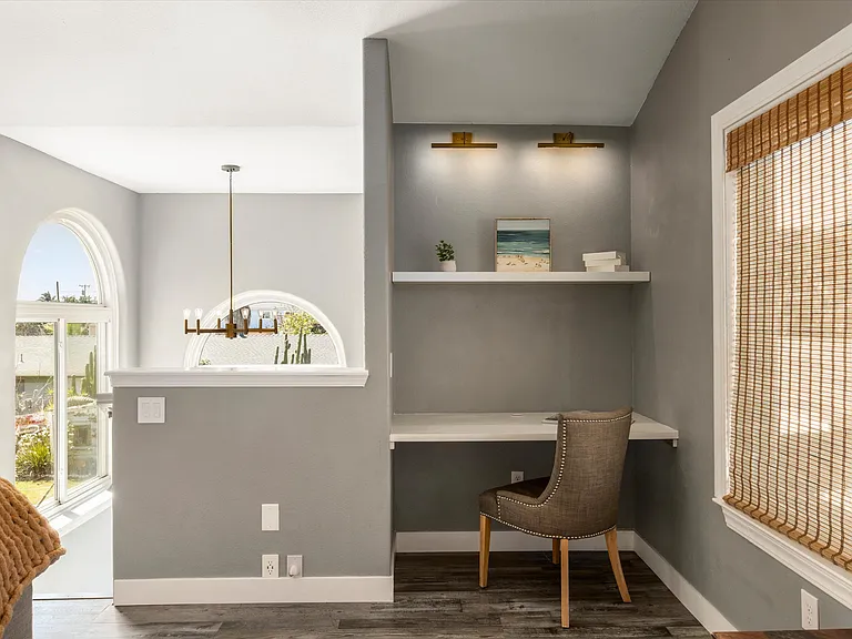 1041 Longbranch Ave — Photo 12