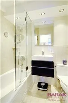 Sold by Barak Realty | media 9