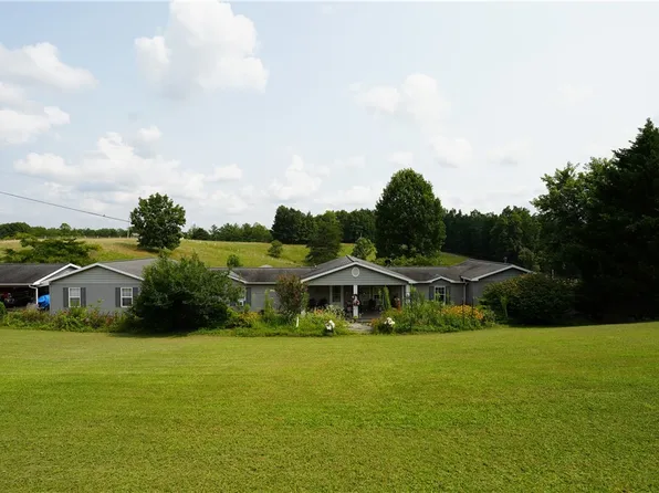 1498 Windy Ridge Rd, Vincent, OH 45784