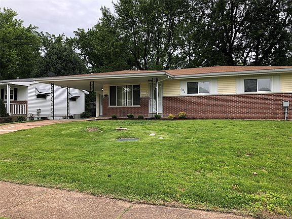 2nd image of 234 Palm Dr