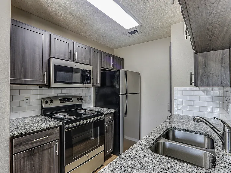 Chappell Hill Apartments — Photo 55