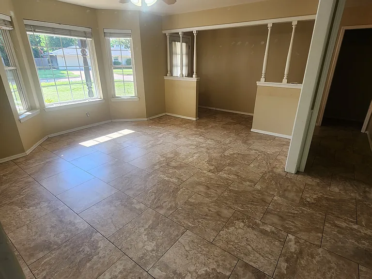 1101 Pin Oak Dr — Photo 13
