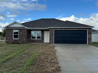 220 Baldwin Dr, Beebe, AR 72012