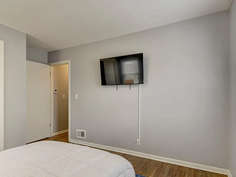 3005 S 108th St #2 — Photo 18