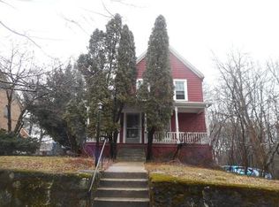 92 Thurston Rd #2, Newton Upper Falls, MA 02464