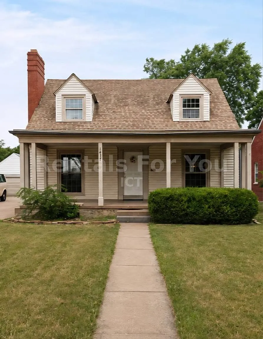 3 bed, 1.5 bath, 2000 sqft, $2,000 — Photo 3