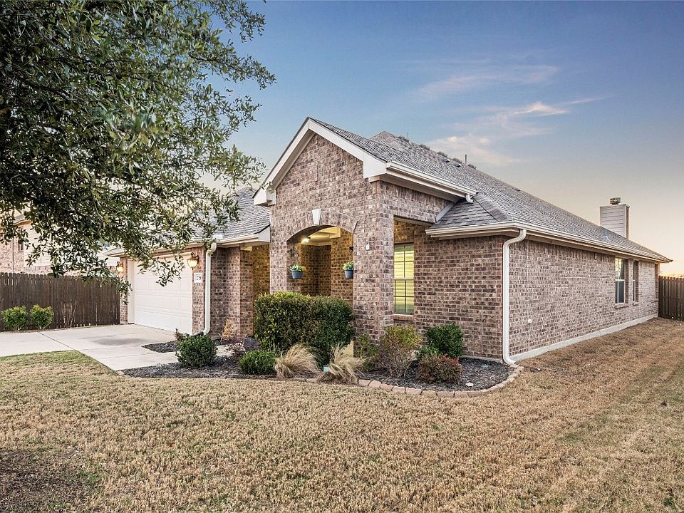 2756 Crescent Lake Dr, Little Elm, TX 75068 Zillow