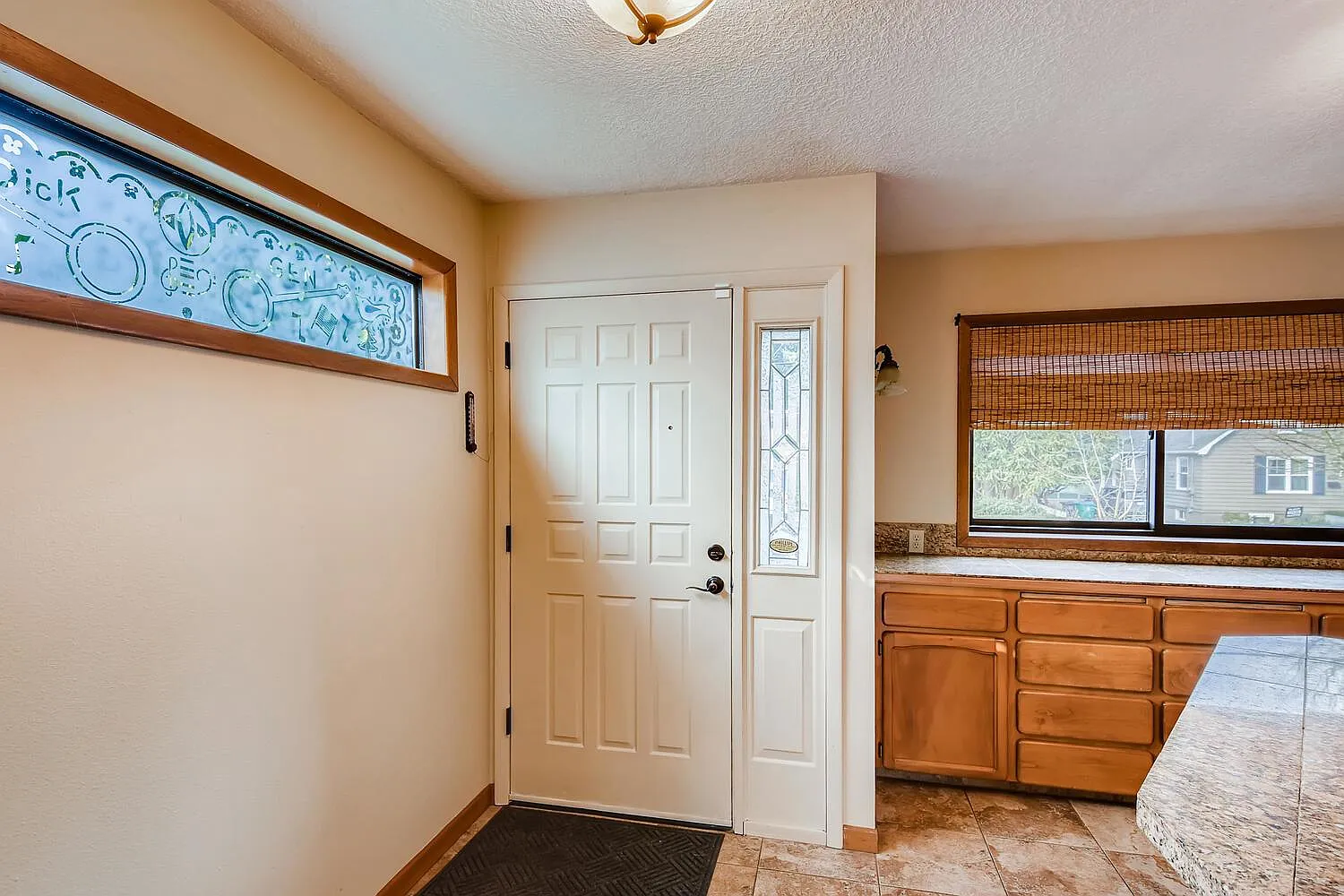 2 bed, 2.0 bath, 1929 sqft, $2,999 — Photo 4
