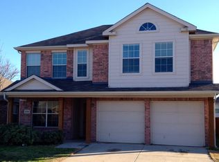 8708 King Ranch Dr, Aubrey, TX 76227