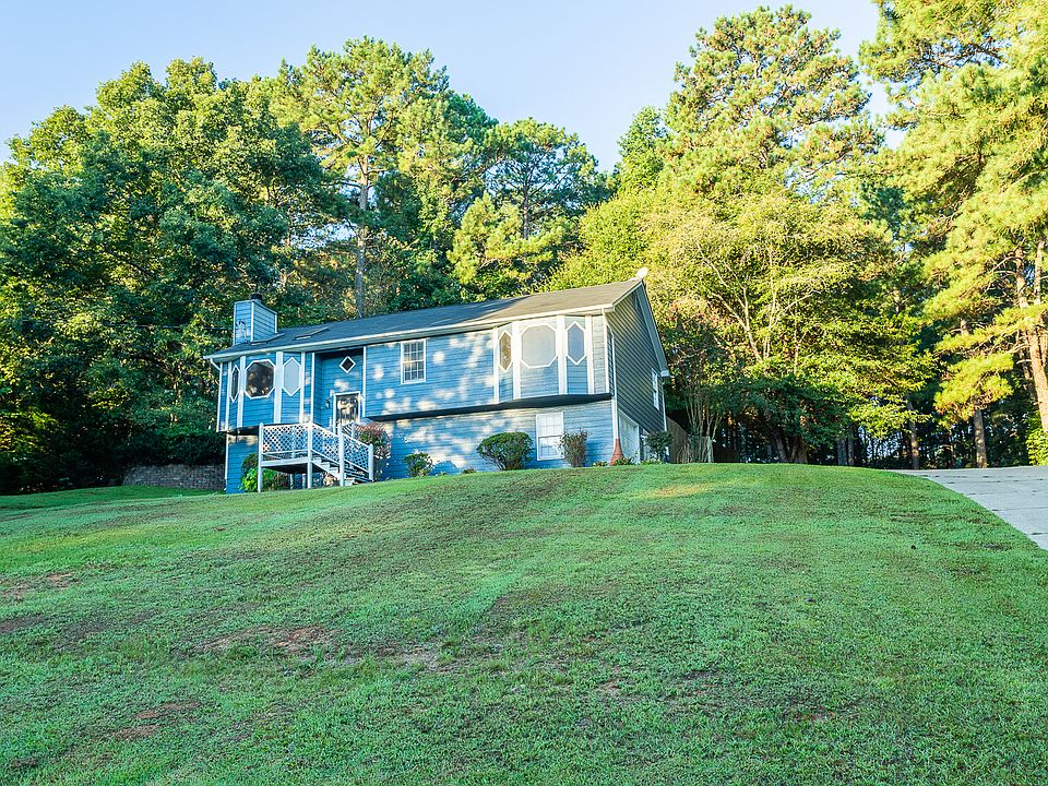 1st image of 3650 Creekwood Trl