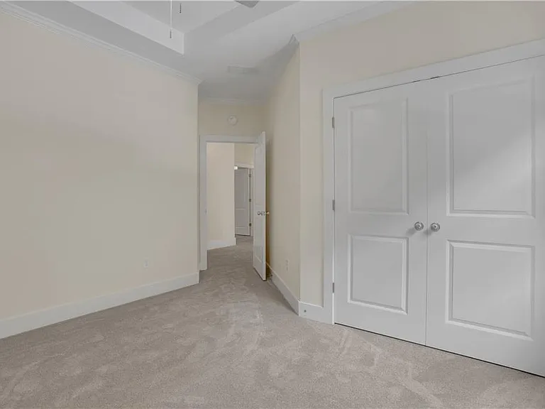 3228 Silver Lake Dr NE — Photo 24