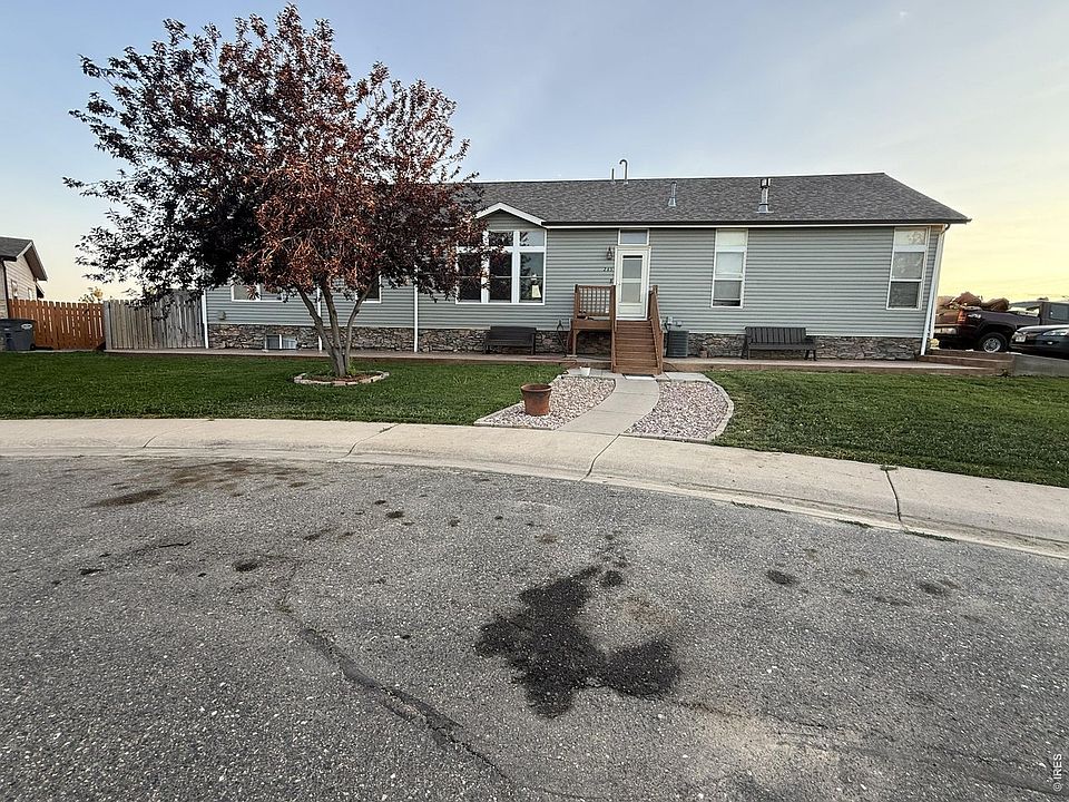 1st image of 245 W Crawford Ave