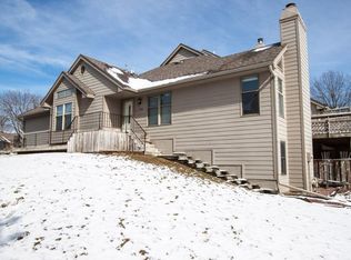 1928 Maple Cir, West Des Moines, IA 50265