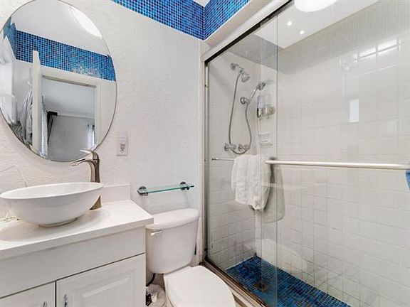 4th image of 760 SE 2nd Ave #10H
