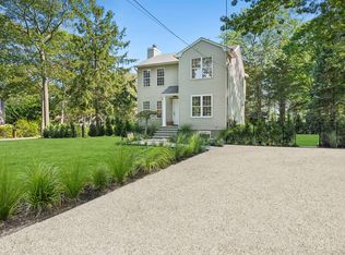 13 Shore Rd, Hampton Bays, NY 11946
