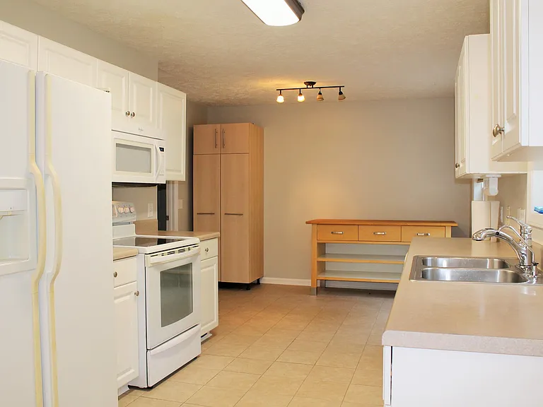 289 Firetree Ln — Photo 13