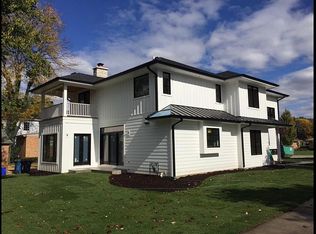 299 E Church St, Elmhurst, IL 60126