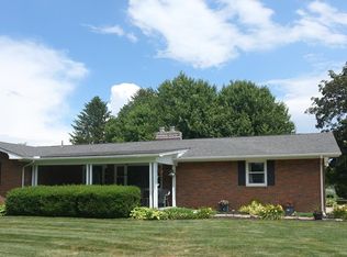 368 Derby Downs Rd, Newark, OH 43055