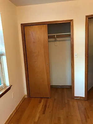 Rented by Thermos Realty & Management Inc | media 41