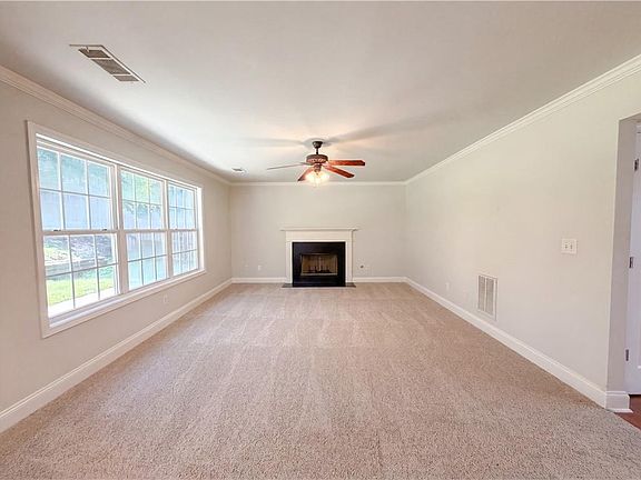 4th image of 550 S Fortune Way