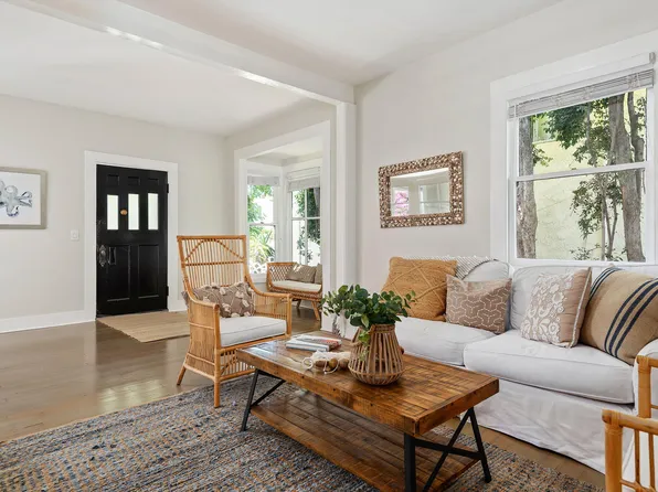 306 W Islay St, Santa Barbara, CA 93101