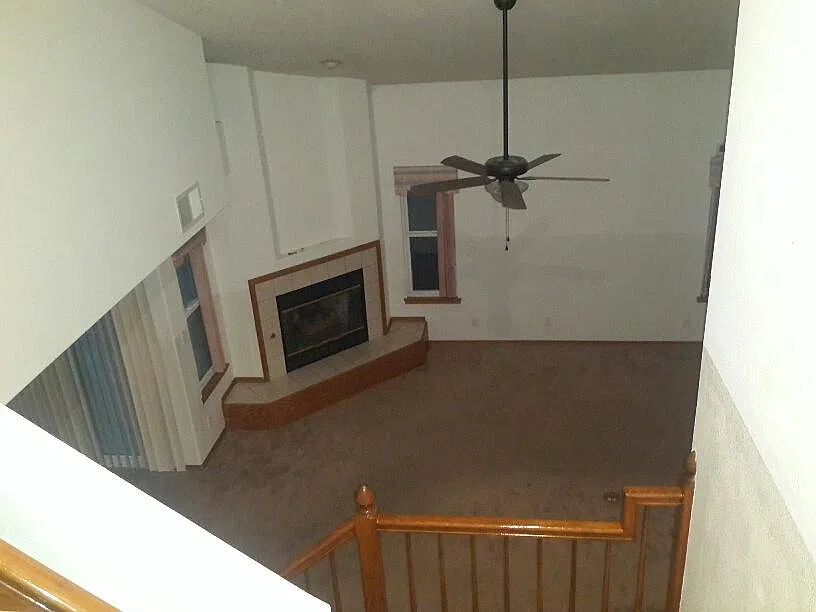 3 bed, 2.5 bath, 1700 sqft, $1,600 — Photo 2