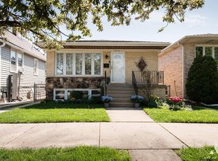 3931 N Osceola Ave, Chicago, IL