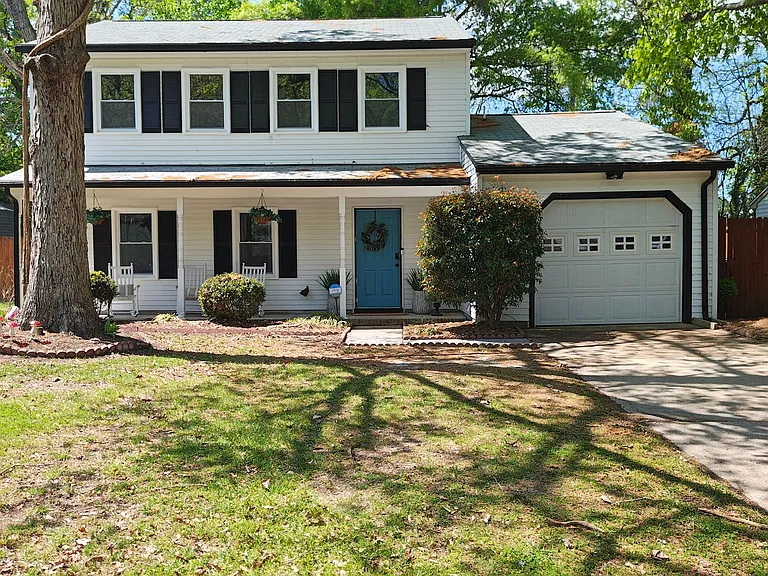 14305 Penrith Ln — Photo 1