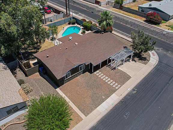 5th image of 2302 W BERRIDGE Lane