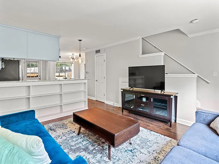 2232 Dunseath Ave NW #404 — Photo 5