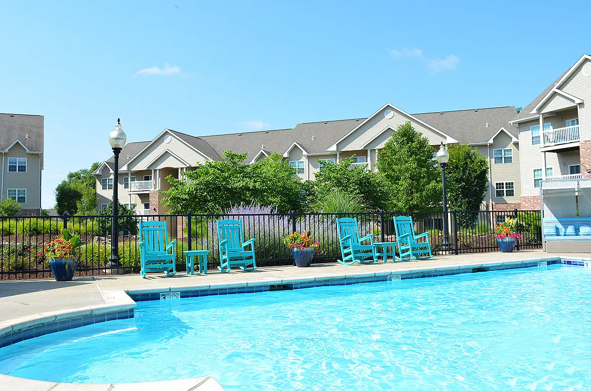 Villas At Crystal Lake — Photo 4