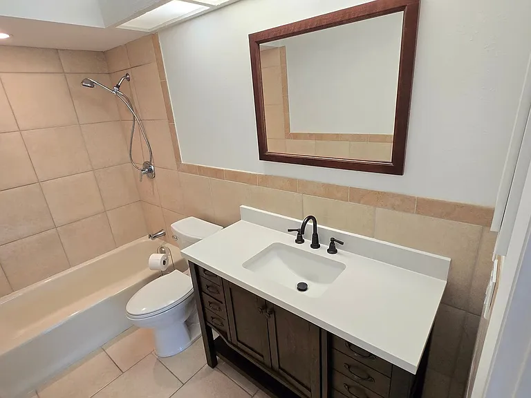 4705 Violet Ave — Photo 11