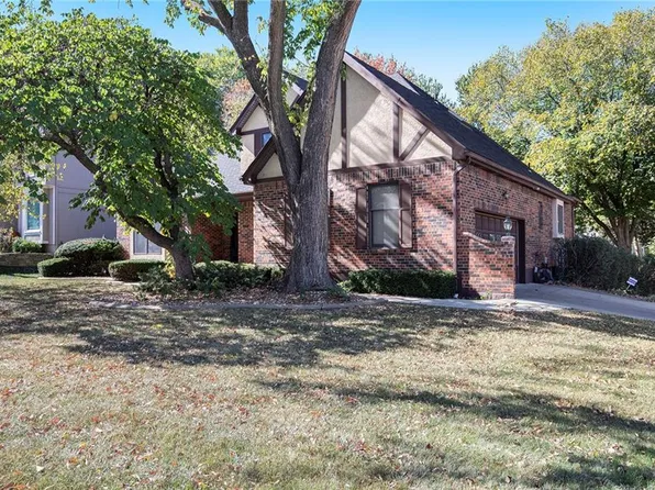 3516 NW Primrose Ln, Lees Summit, MO 64064