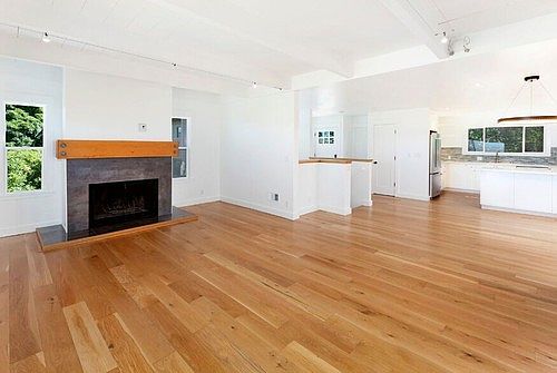 5th image of 20 Marin Ave