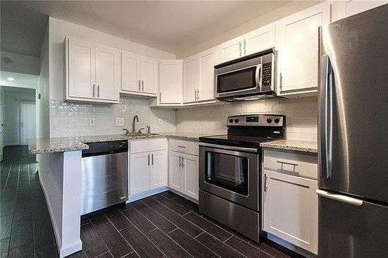 4th image of 5119 Live Oak St APT 121
