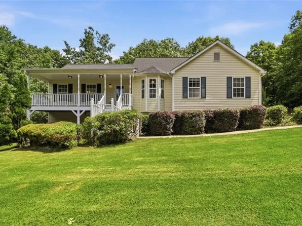 611 Rocky Hollow Rd SW, Cave Spring, GA 30124