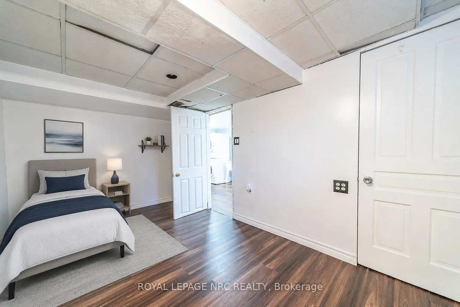 2 bed, $1,000 — Photo 3